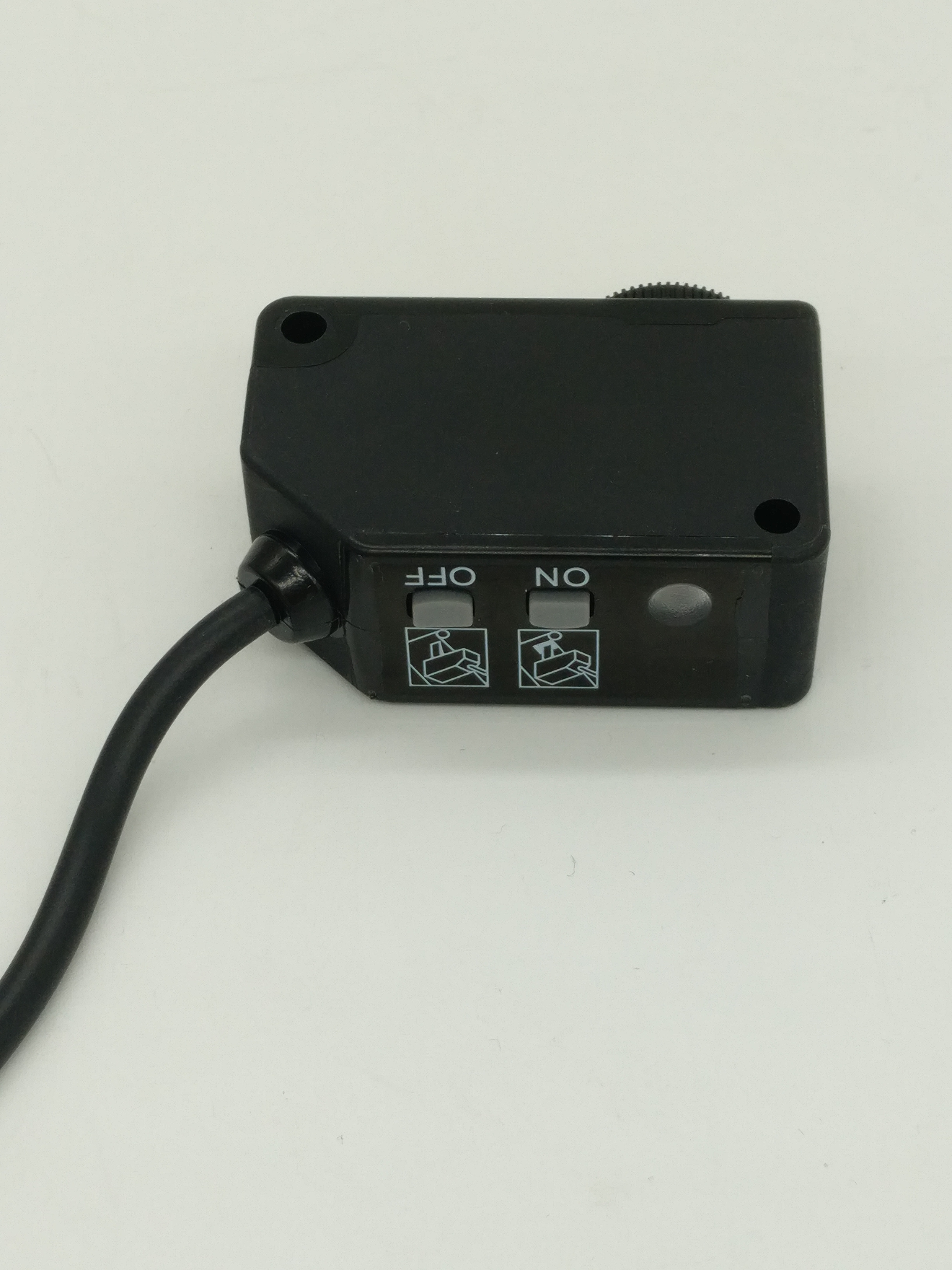 激光測距傳感器的測量原理是什么 激光測距傳感器的測量原理是什么